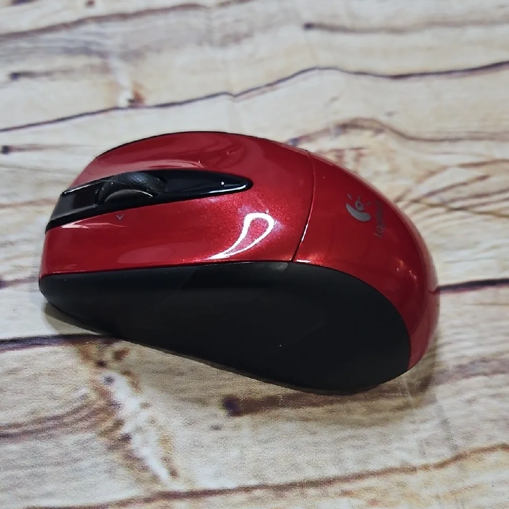 Logitech‎ Wireless Mouse M525 - Red/Black